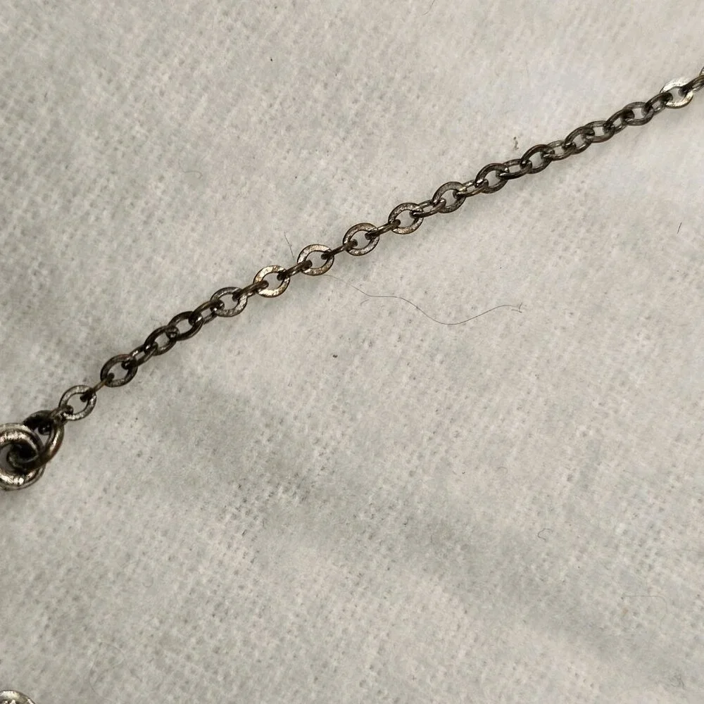 VTG Bow Pendant Necklace Teardrop Crystal Faceted Rhinestones 14‎ Inches Mod